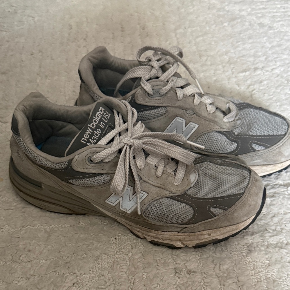 Women’s New Balance 991 size 9